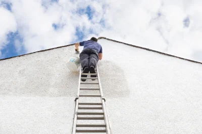 Peinture extérieure à Saligos — façades et ravalement